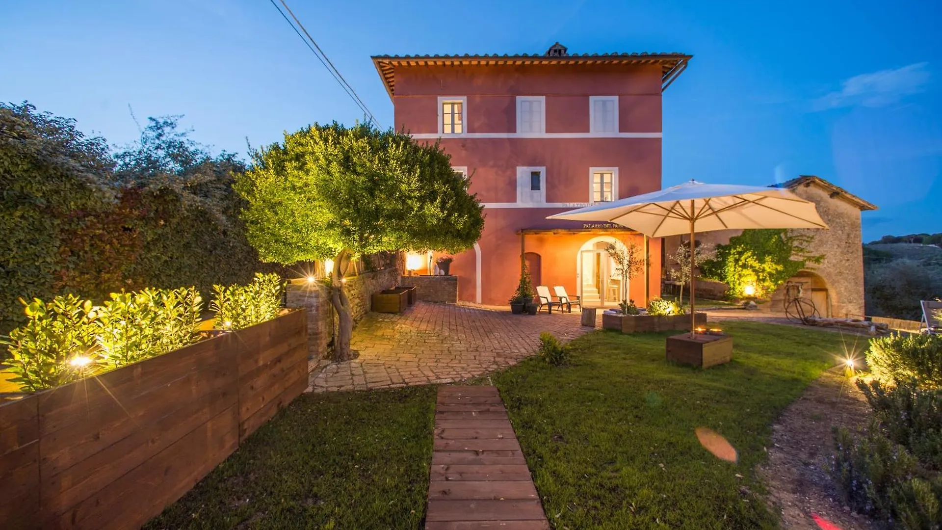 Palazzo Del Papa Country Suites Siena 0*,