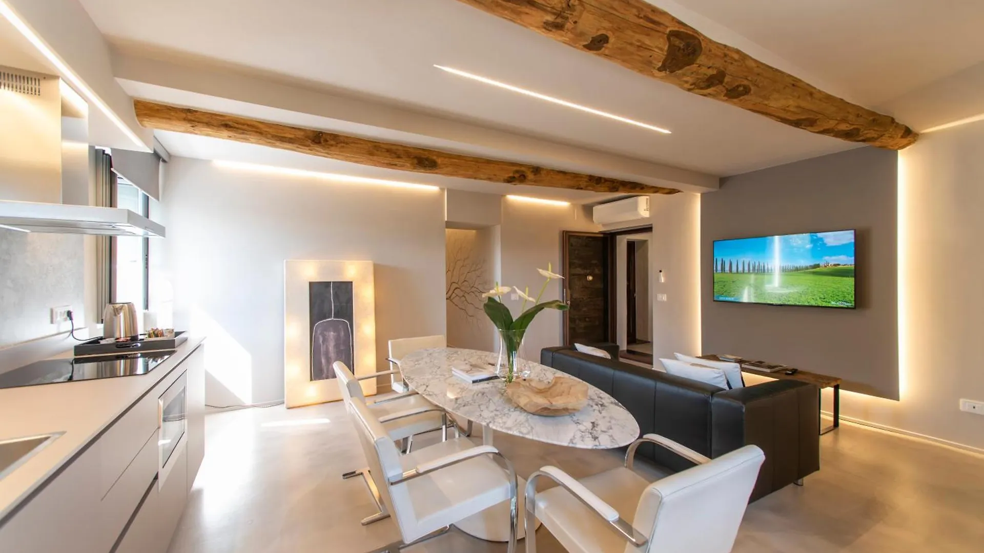 Palazzo Del Papa Country Suites Siena 0*,  Italy